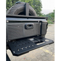Thar Tailgate Tray